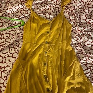 yellow short dress with pockets